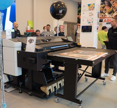 HP Latex R530 – The New Hybrid Printer Arrives in the Region